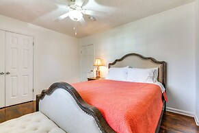 Chic Marietta Getaway w/ Fire Pit & Grill!