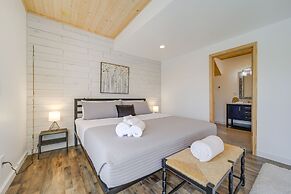 Pisgah Forest Retreat w/ Fire Pit, Grill & Views!