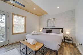 Pisgah Forest Retreat w/ Fire Pit, Grill & Views!