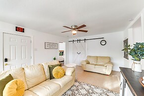 Lovely Home w/ Yard Near Dtwn Waco!