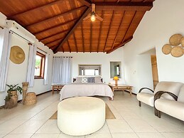 Pousada La Belle Maison Brigitte Bardot