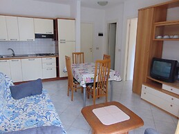 Comfortable Flat Just 150m From the sea in Lignano