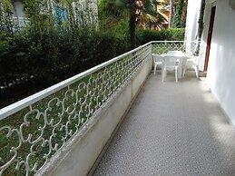 Comfortable Flat Just 150m From the sea in Lignano