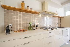 Casa Rosário : Three Bedroom Villa with Private Pool;