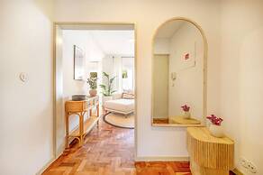 Casa Rosário : Three Bedroom Villa with Private Pool;