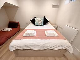 Charming Duplex 10min to London Bridge, Quiet