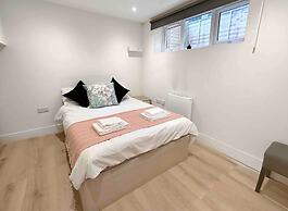 Charming Duplex 10min to London Bridge, Quiet