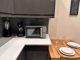 Charming Duplex 10min to London Bridge, Quiet