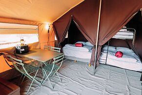 White s Landing Catalina Camp