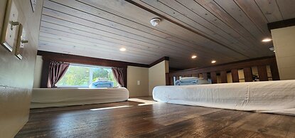 Emberglow Outdoor Resort