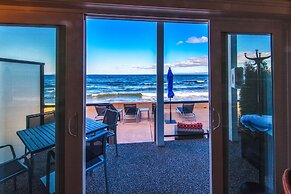 Qualicum Beach Ocean Suites