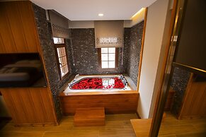 Kervansaray Deluxe Hotel