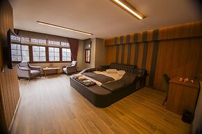 Kervansaray Deluxe Hotel