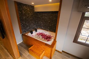 Kervansaray Deluxe Hotel