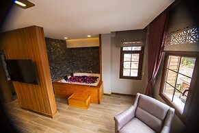 Kervansaray Deluxe Hotel