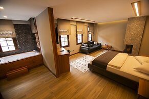 Kervansaray Deluxe Hotel