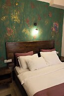 Yellow Stone Suites