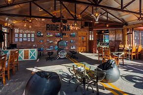 Ride Inn Cafe and Resort