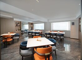 Relax Hotel Shenzhen Bao'an  Airport