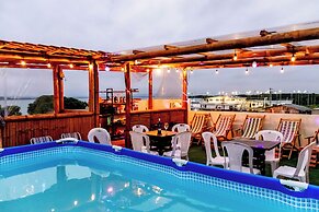 POSEIDON LODGING