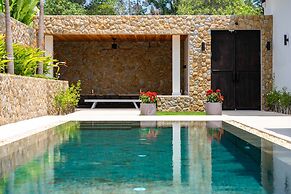 Luxury Balinese Private Pool Villa-KBR12