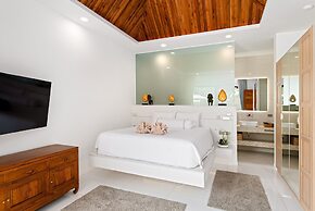 Luxury Balinese Private Pool Villa-KBR12