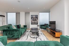Fabulous City Flat With Views