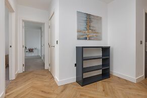 City Flat With Panoramic Views