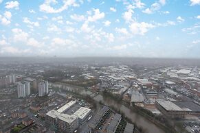 City Flat With Panoramic Views