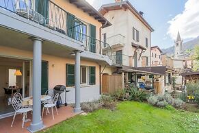 Ponente Balcony Garden