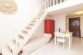 Trilo Porto Rotondo Castello 1