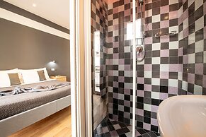 Onda in Cattolica With 2 Bedrooms and 2 Bathrooms