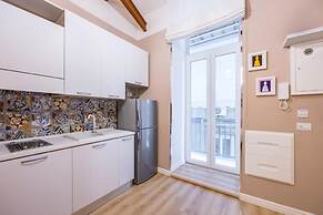 Toledo Warm Renovated Studio