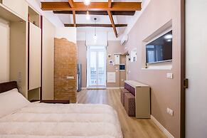 Toledo Warm Renovated Studio