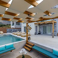 Sunny Drops Blue Villa by Estia