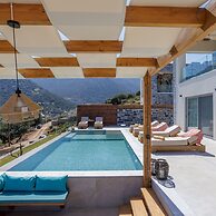 Sunny Drops Blue Villa by Estia