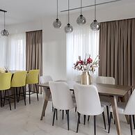 Sunny Drops Blue Villa by Estia