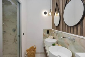 Sunny Drops Blue Villa by Estia