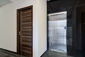iROOMZ Botanica Luxury Living Space