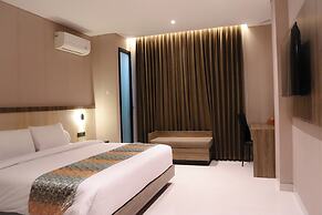 Eno Front One Hotel Semarang