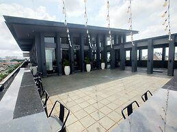 Eno Front One Hotel Semarang