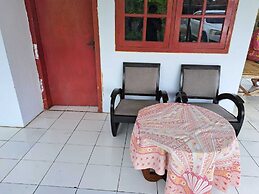 OYO Life 93841 Panorama Dewi