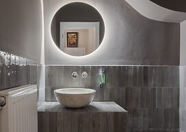 The Riviera Hideaway