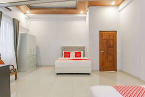 OYO 93812 Tebing Vieatnam