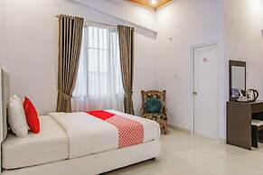 OYO 93812 Tebing Vieatnam