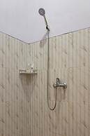 OYO 93812 Tebing Vieatnam