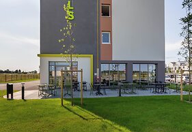 B&B Hotel Orléans Saran