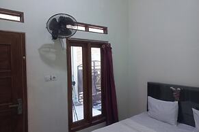 SPOT ON 93815 Chimi Rumah Kost