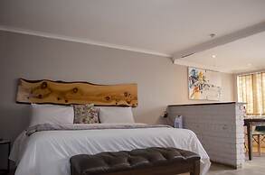 The Hilltop Guesthouse