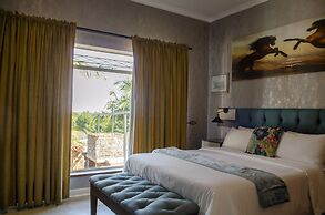 The Hilltop Guesthouse